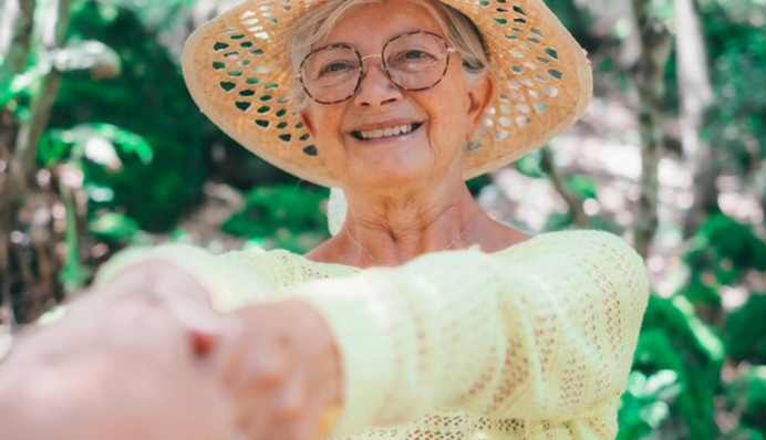 Під цими знаками народжуються довгожителі: розкрито секрет їхнього дзену
