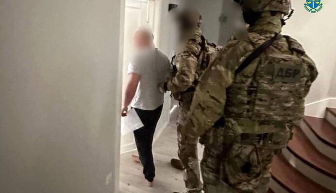 Украл протезный завод и медицинскую базу: новые подробности скандала с топ-коррупционером в ВСУ