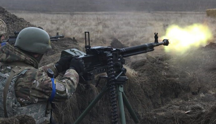 Одну из крылатых ракет, летевших на Киев, сбили с пулемета: впечатляющее видео