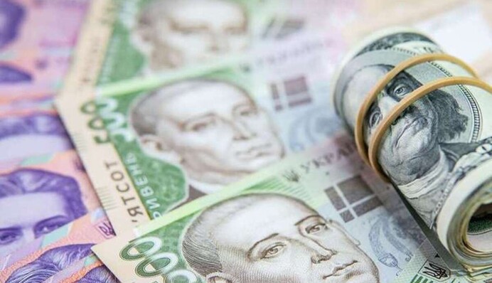 Доллар остановился в скачке: Нацбанк обнародовал курсы валют на 22 марта