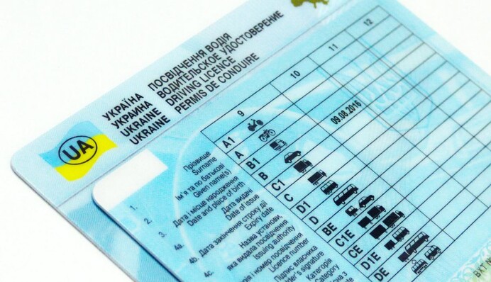 Что делать, если украли водительские права: советы по восстановлению документов