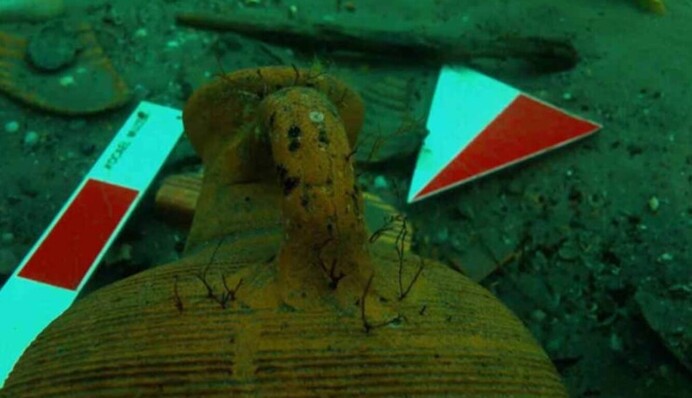 Перші в історії підводні розкопки виявили древнє місто на дні Чорного моря: фото знайдених артефактів