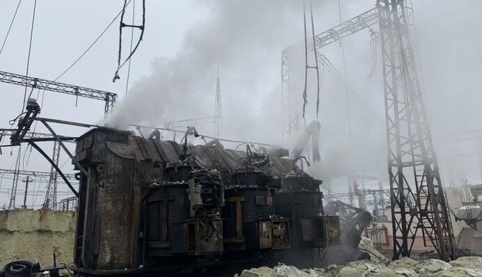 Россия массированным ударом повредила ТЭС и ГЭС в шести областях