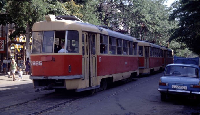В Одесі зупинився електротранспорт після нічного удару 