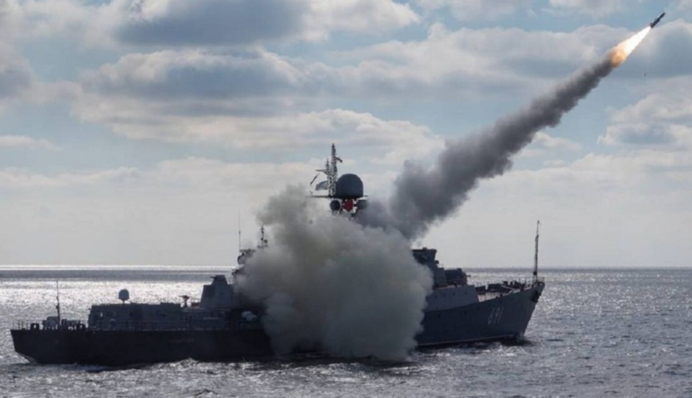 В Крыму уже опасно: Россия нашла новое место для зарядки ракет