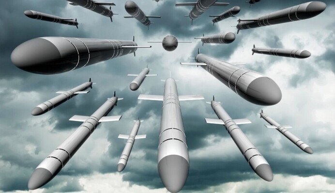 Украине нужно больше ПВО: Россия в марте применила 400 ракет и более 3 тысяч КАБов