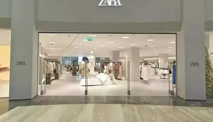 В Києві відкрилися магазини Zara – кияни ринули на штурм. Відео