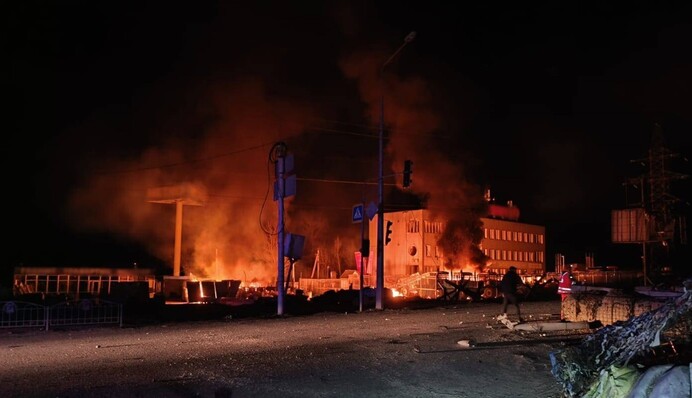 Росія знову атакувала Харків "шахедами": фото,відео і дані про загиблих