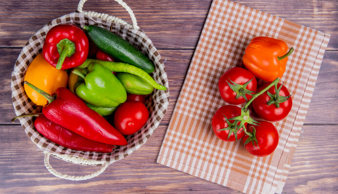 Зола для рассады помидоров и перцев: что еще надо добавить при подкормке