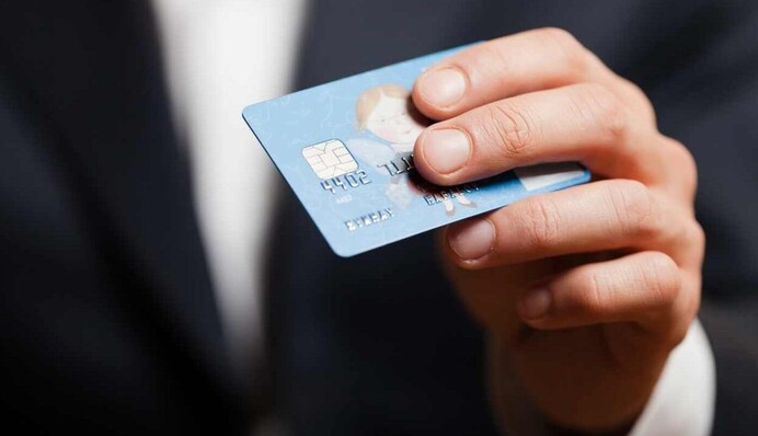 Біженці у Фінляндії можуть відкрити банківський рахунок: що треба знати