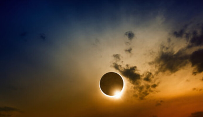 На Землі спостерігали сонячне затемнення: як все відбувалось
