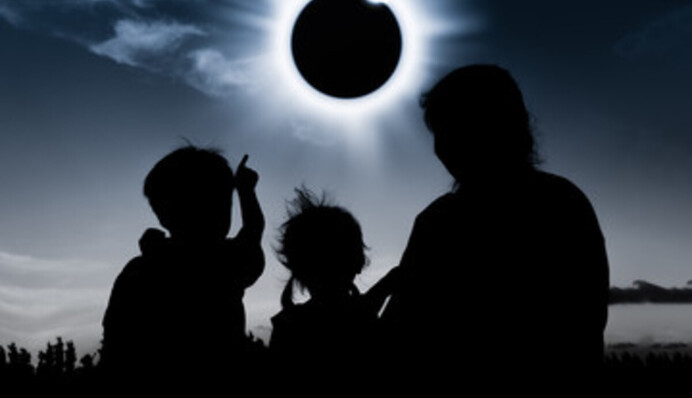 Під час сонячного затемнення можна 