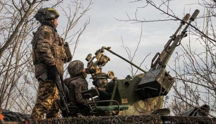 Силы обороны сдерживают натиск врага, за сутки на фронте - 56 боевых столкновений