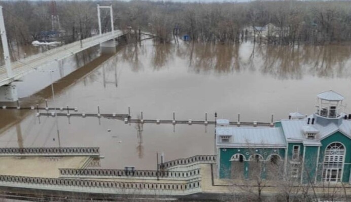 Опасность зашкаливает: в Оренбурге воет сирена, россиян призывают уезжать