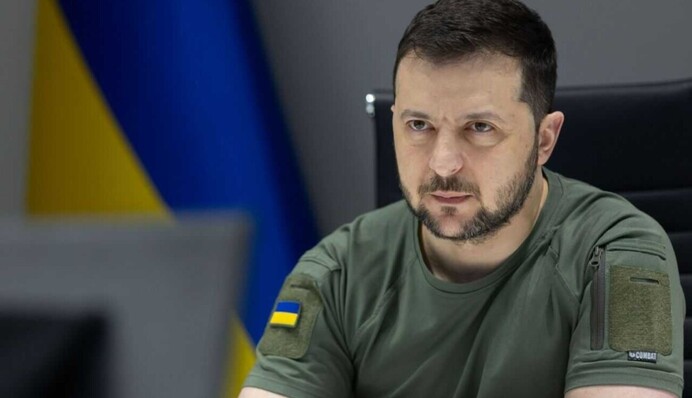 Зеленский ответил американцам на просьбу не бить по российским НПЗ