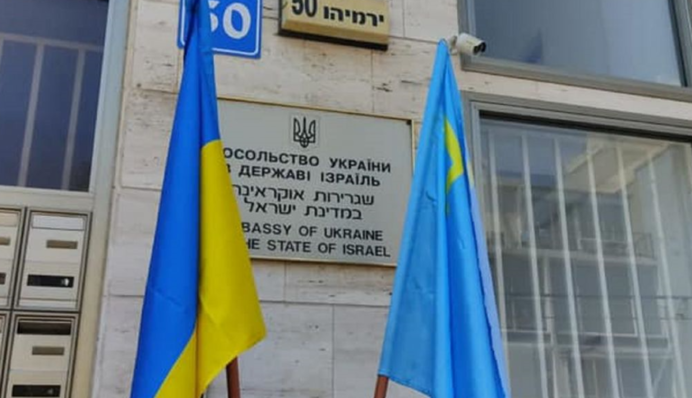 Изменения для украинцев за рубежом: как обновить данные в ТЦК и что будут требовать у юношей