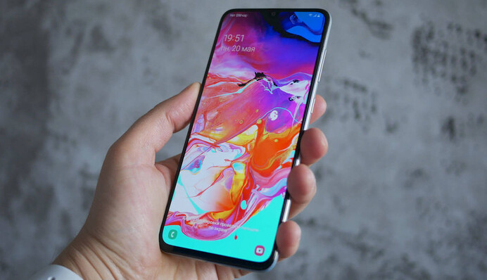 Выключите их немедленно: функции смартфона, от которых нужно 