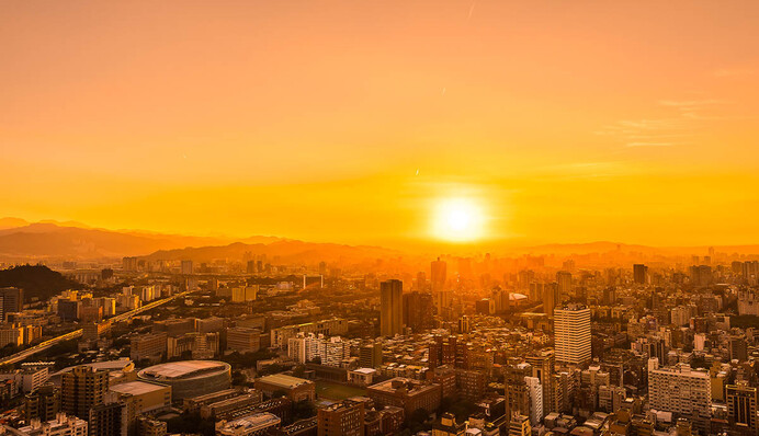 Аномальная жара или тропические ливни: что ждать от лета-2024