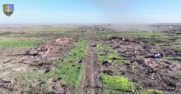 Жодного цілого будинку: так зараз виглядає Роботине на Запоріжжі. Відео