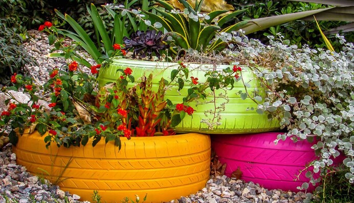 Нікуди подіти шини? Де стануть у нагоді старі покришки