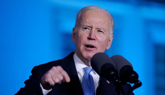 Байден сделал важное заявление о подписании закона о помощи Украины