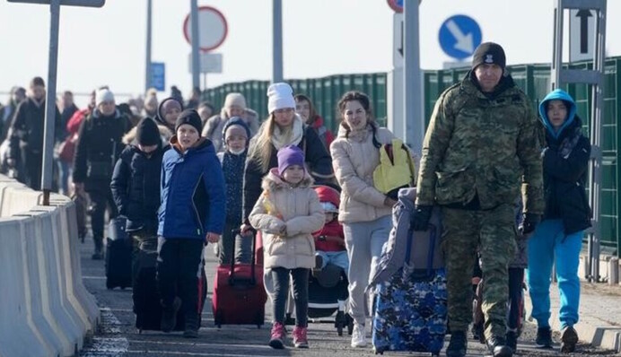 Выплаты украинцам за границей: какие суммы сейчас платят в странах ЕС