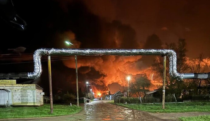 Під Смоленськом дрони атакували нафтобазу 
