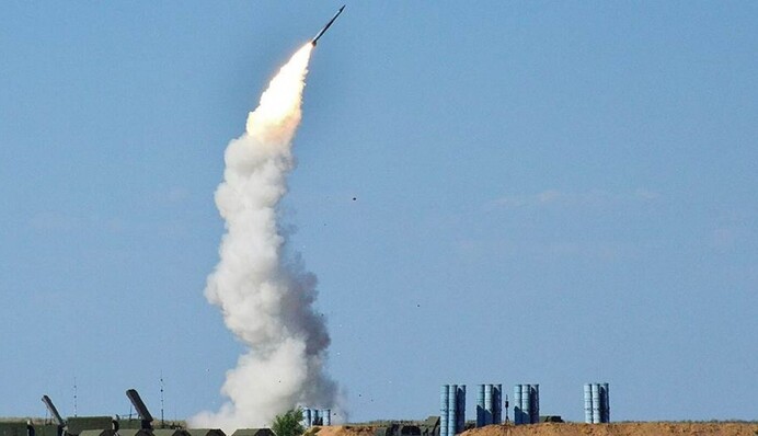 Ворог вночі вдарив по Харкову і Золочеву, є поранені