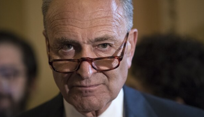 Родом з Чорткова: як сенатор США з українським корінням допоміг вибити допомогу Україні