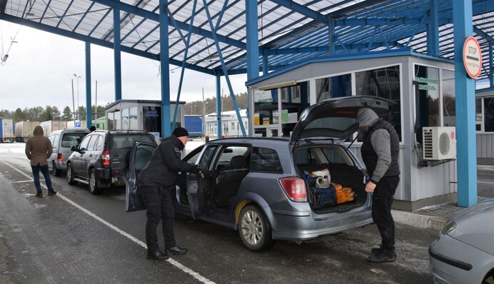 Польща готова депортувати військовозобов’язаних українців