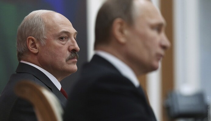 Путін та Лукашенко підуть у небуття: українська провидиця побачила, яким буде кінець війни