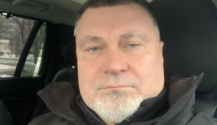 Зеленський звільнив чиновника, який п'яним влетів у натовп: що відомо