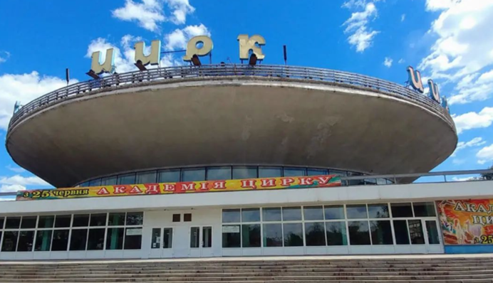 Сорвались с трехметровой высоты: в каком состоянии дети-гимнасты из Запорожского цирка