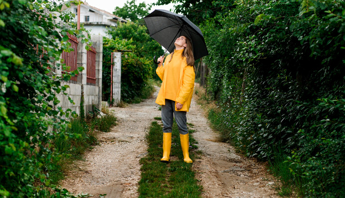 Дожди будут идти полосами: чем удивит погода в конце апреля и на Пасху