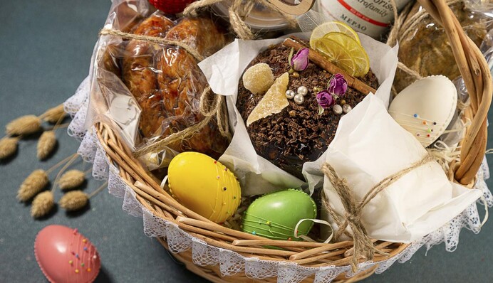 Некоторые продукты даже подешевели: сколько стоит собрать пасхальную корзину в 2024 году