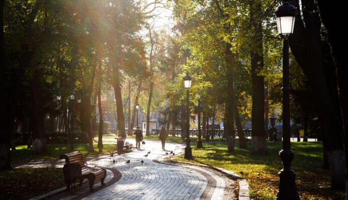 Україну розігріє до +25: прогноз синоптиків на останній день квітня