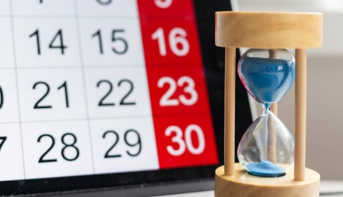 Мобилизация, новые тарифы и самая важная пора для выпускников: что ждет украинцев с 1 мая