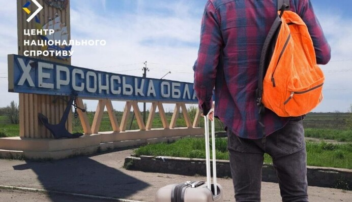 Россияне принудительно выселяют украинцев из нескольких сел на Херсонщине