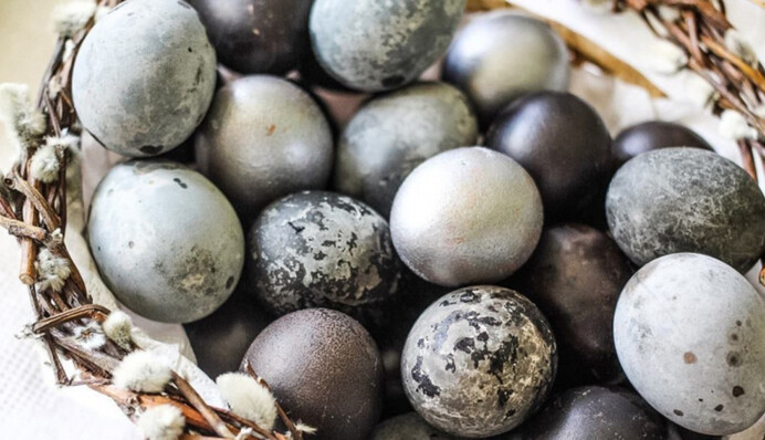 Чим заборонено фарбувати яйця на Великдень: ці кольори накличуть біду