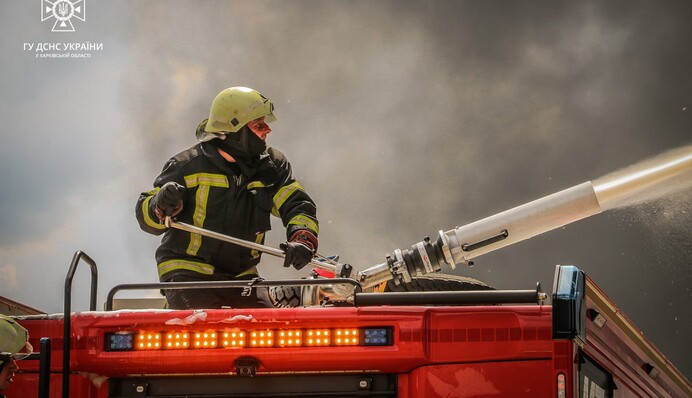 Россия ударила по Дергачам в Харьковской области: пострадало много детей