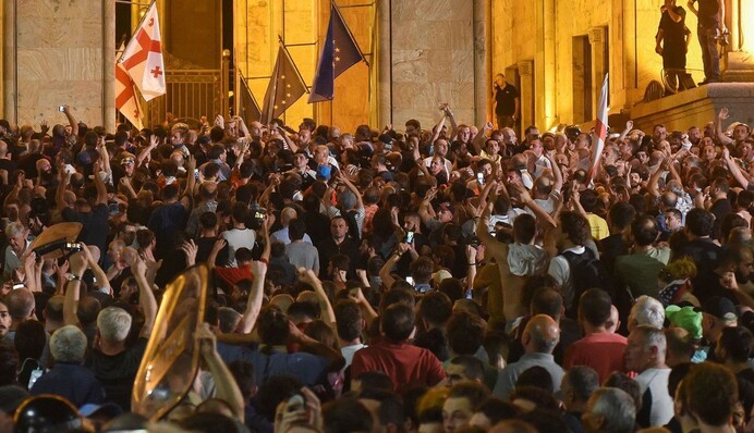 Масові протести у Грузії: МЗС звернулось до українців