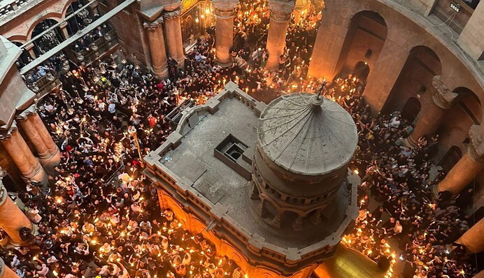 Сходження Благодатного вогню в Єрусалимі 2024: коли та де дивитись 4 травня