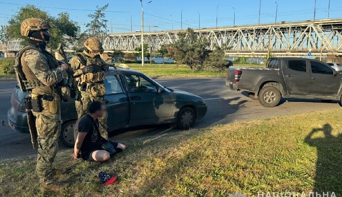 В Днепре мужчина расстрелял двух человек в гараже: фото и видео, снятое одним из раненых