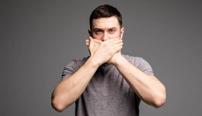 Никогда не говорите так: 10 запрещенных фраз на работе