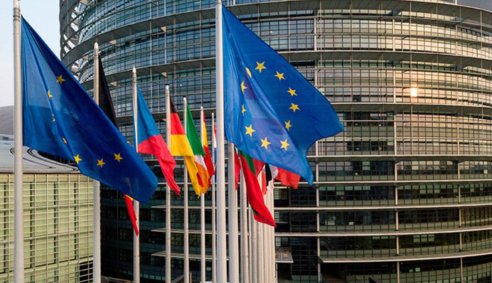 Послы ЕС одобрили решение о предоставлении Украине замороженных активов РФ: что известно