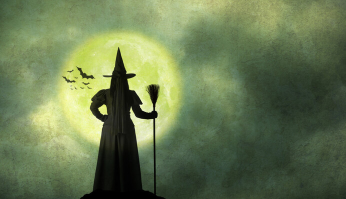 Видят людей насквозь: мольфар назвал четыре имени, носящих настоящие ведьмы