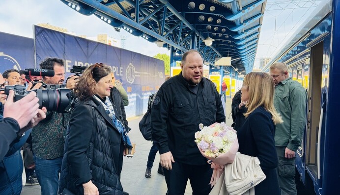 Президент Европарламента прибыла в Киев и встретилась с Зеленским: фото и видео