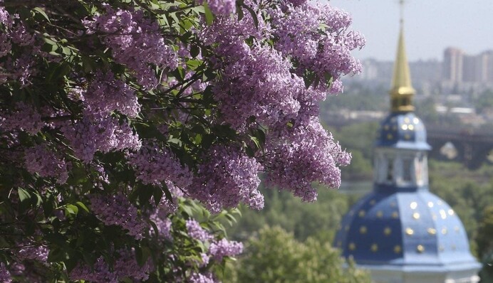 Погода в Украине готовит неприятные "сюрпризы": обновленный прогноз до Проводного воскресенья