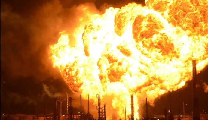 Не лише НПЗ у Башкортостані: нові подробиці атаки дронів по Росії 9 травня