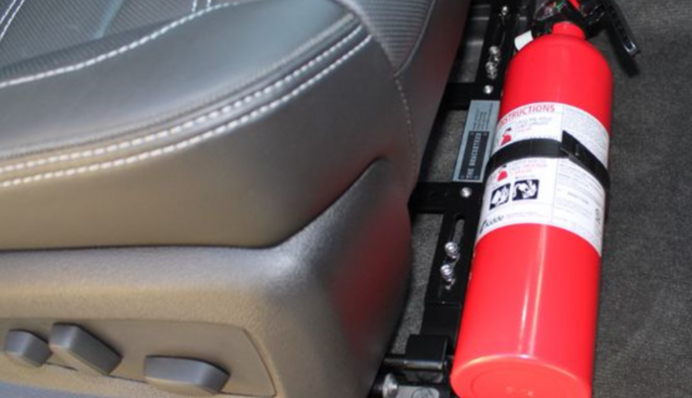 У машині відсутній вогнегасник: яке покарання передбачено для водіїв
